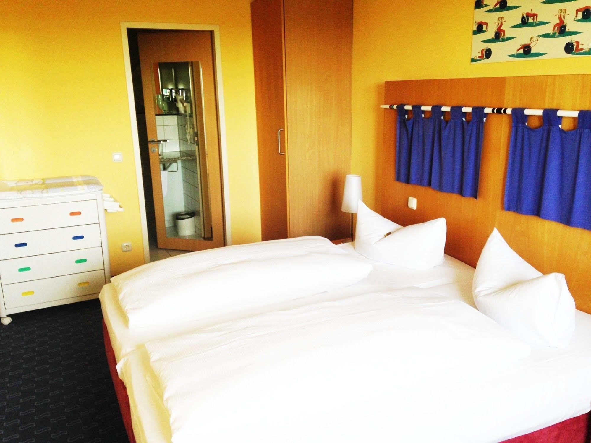 Hotel Am Bühl Eibenstock Buitenkant foto