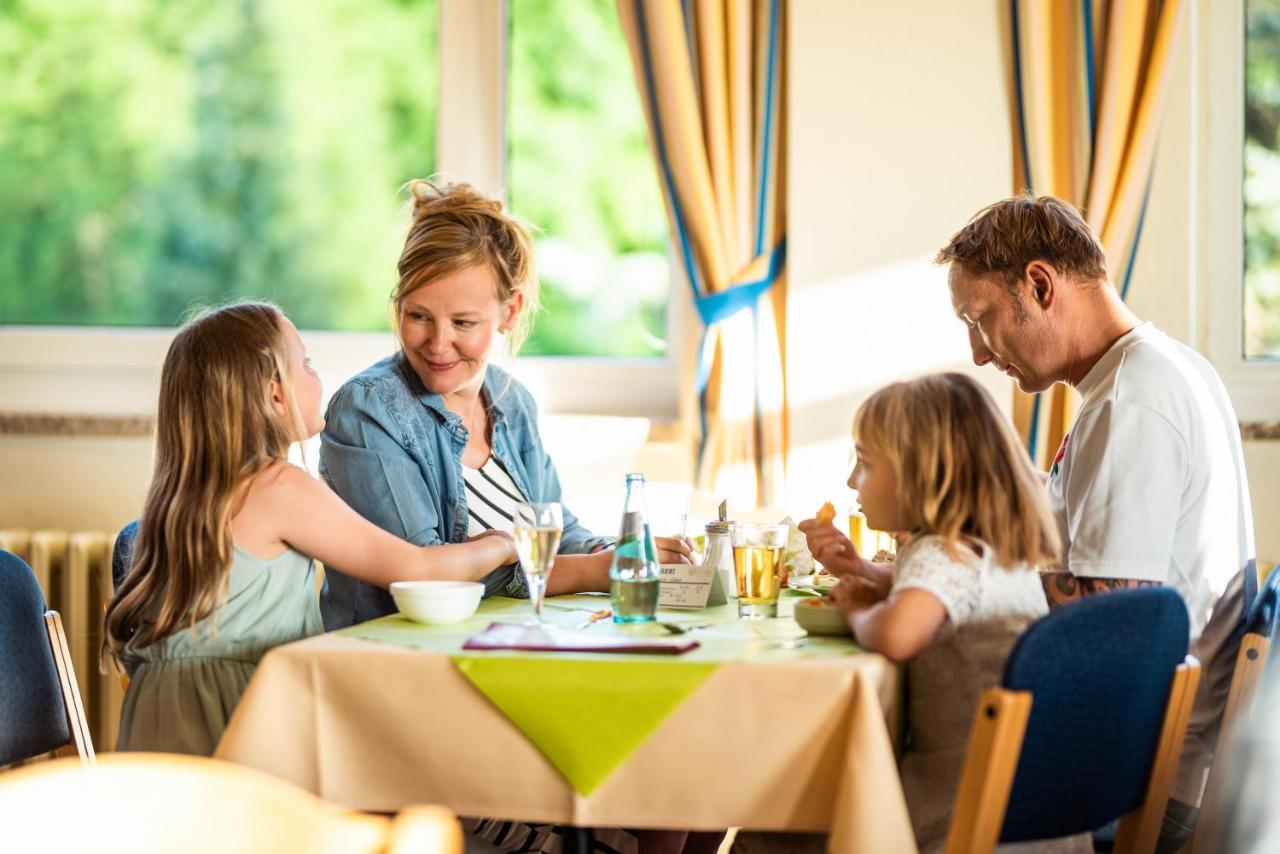 Hotel Am Bühl Eibenstock Buitenkant foto